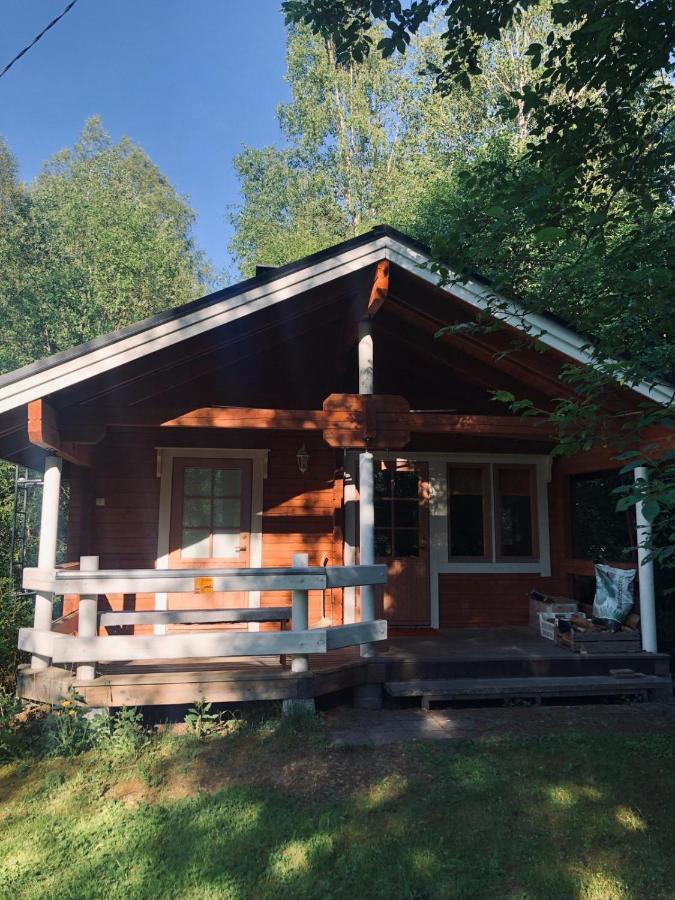 Pihlajamaeen Lomamoekit Vanhakyla Extérieur photo